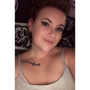 Meet your Posher, Christel